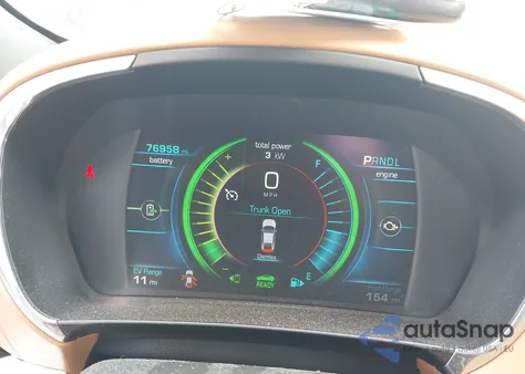 2016 Chevrolet Volt Premier z USA, uszkodzony, nr VIN 1G1RD6S52GU109286